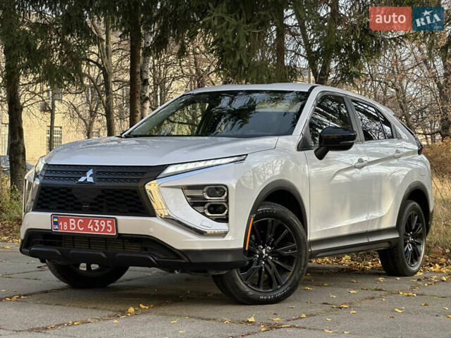 Белый Мицубиси Eclipse Cross, объемом двигателя 1.5 л и пробегом 72 тыс. км за 19999 $, фото 8 на Automoto.ua
