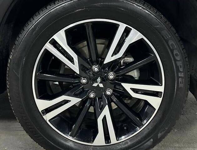 Білий Міцубісі Eclipse Cross, об'ємом двигуна 1.5 л та пробігом 14 тис. км за 19999 $, фото 26 на Automoto.ua