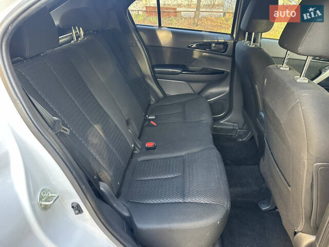 Белый Мицубиси Eclipse Cross, объемом двигателя 1.5 л и пробегом 72 тыс. км за 19999 $, фото 26 на Automoto.ua