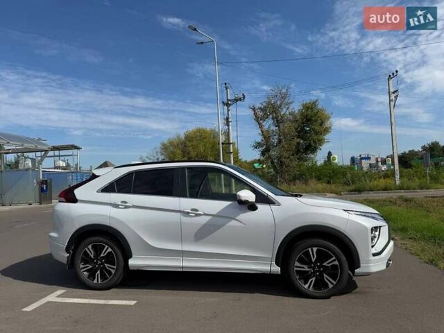 Білий Міцубісі Eclipse Cross, об'ємом двигуна 1.5 л та пробігом 31 тис. км за 30500 $, фото 5 на Automoto.ua