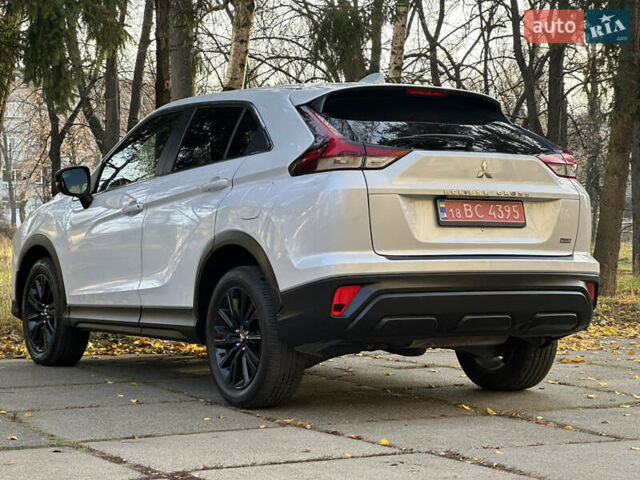 Белый Мицубиси Eclipse Cross, объемом двигателя 1.5 л и пробегом 72 тыс. км за 19999 $, фото 11 на Automoto.ua