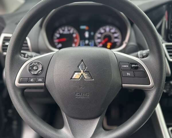 Чорний Міцубісі Eclipse Cross, об'ємом двигуна 1.5 л та пробігом 63 тис. км за 15500 $, фото 23 на Automoto.ua