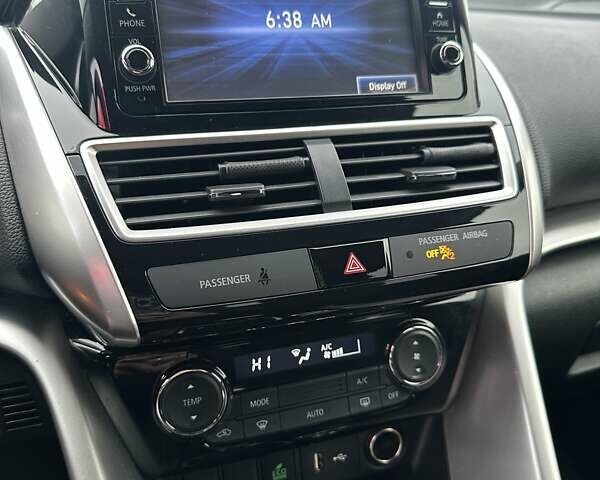 Чорний Міцубісі Eclipse Cross, об'ємом двигуна 1.5 л та пробігом 63 тис. км за 15500 $, фото 24 на Automoto.ua