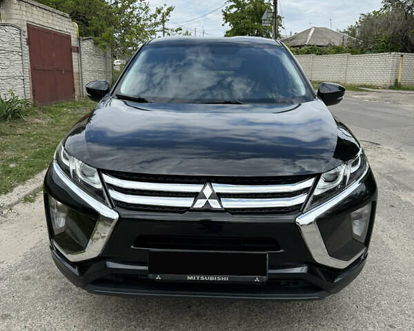 Черный Мицубиси Eclipse Cross, объемом двигателя 1.5 л и пробегом 82 тыс. км за 17000 $, фото 3 на Automoto.ua