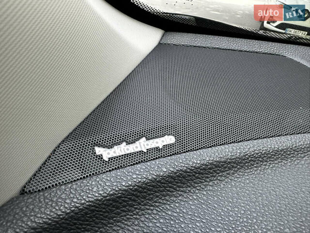 Черный Мицубиси Eclipse Cross, объемом двигателя 1.5 л и пробегом 114 тыс. км за 16000 $, фото 24 на Automoto.ua