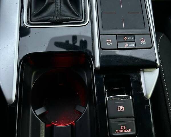 Черный Мицубиси Eclipse Cross, объемом двигателя 1.5 л и пробегом 135 тыс. км за 16800 $, фото 11 на Automoto.ua