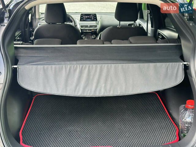 Черный Мицубиси Eclipse Cross, объемом двигателя 1.5 л и пробегом 69 тыс. км за 14800 $, фото 16 на Automoto.ua