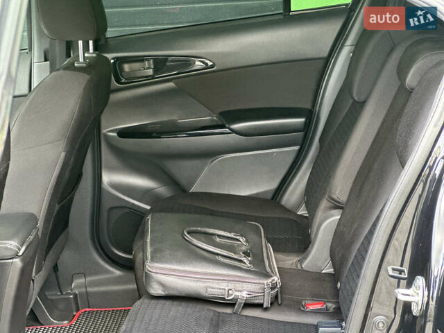 Чорний Міцубісі Eclipse Cross, об'ємом двигуна 1.5 л та пробігом 69 тис. км за 14350 $, фото 12 на Automoto.ua
