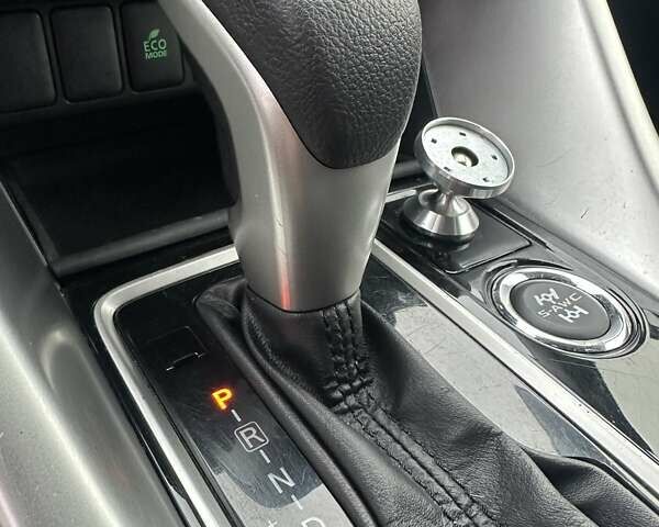 Чорний Міцубісі Eclipse Cross, об'ємом двигуна 1.5 л та пробігом 63 тис. км за 15500 $, фото 25 на Automoto.ua