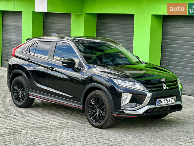 Чорний Міцубісі Eclipse Cross, об'ємом двигуна 1.5 л та пробігом 69 тис. км за 14350 $, фото 1 на Automoto.ua