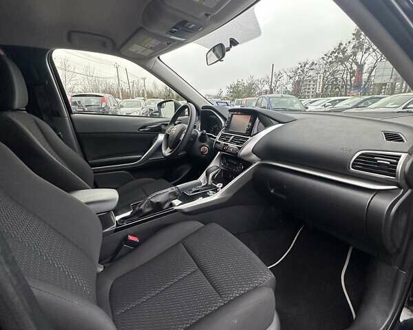Чорний Міцубісі Eclipse Cross, об'ємом двигуна 1.5 л та пробігом 63 тис. км за 15500 $, фото 18 на Automoto.ua