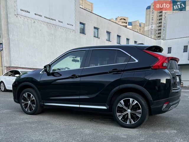 Черный Мицубиси Eclipse Cross, объемом двигателя 1.5 л и пробегом 123 тыс. км за 16900 $, фото 13 на Automoto.ua