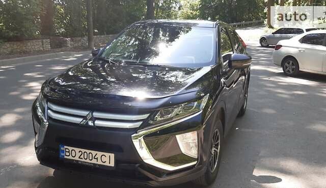 Черный Мицубиси Eclipse Cross, объемом двигателя 1.5 л и пробегом 54 тыс. км за 17500 $, фото 1 на Automoto.ua