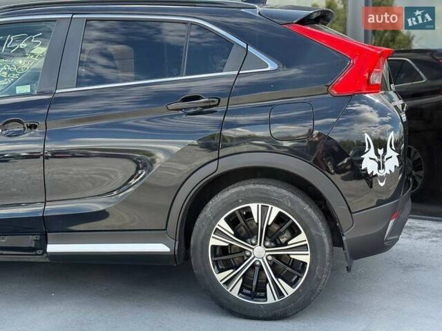 Черный Мицубиси Eclipse Cross, объемом двигателя 1.5 л и пробегом 84 тыс. км за 12000 $, фото 9 на Automoto.ua