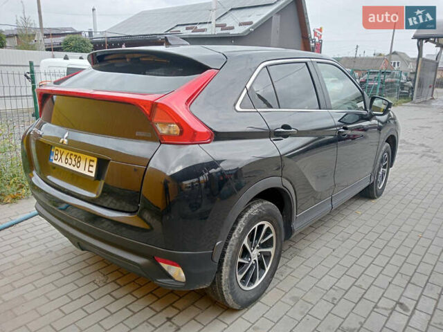 Чорний Міцубісі Eclipse Cross, об'ємом двигуна 1.5 л та пробігом 150 тис. км за 15300 $, фото 5 на Automoto.ua