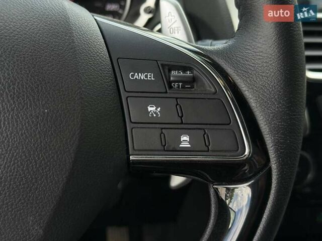 Черный Мицубиси Eclipse Cross, объемом двигателя 1.5 л и пробегом 84 тыс. км за 12000 $, фото 23 на Automoto.ua