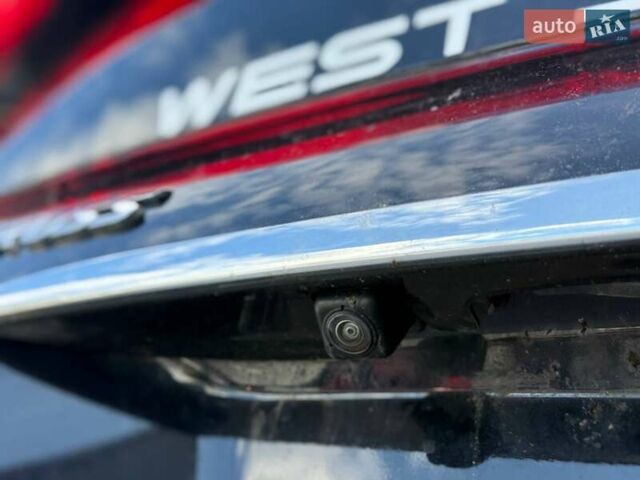 Черный Мицубиси Eclipse Cross, объемом двигателя 1.5 л и пробегом 84 тыс. км за 12000 $, фото 3 на Automoto.ua