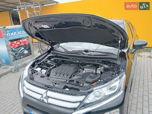 Чорний Міцубісі Eclipse Cross, об'ємом двигуна 1.5 л та пробігом 150 тис. км за 15300 $, фото 8 на Automoto.ua