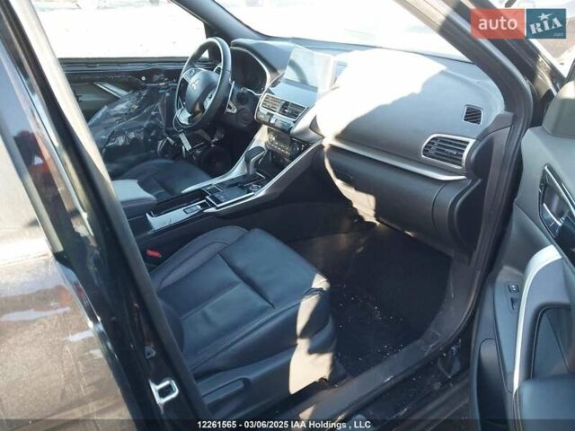 Черный Мицубиси Eclipse Cross, объемом двигателя 1.5 л и пробегом 83 тыс. км за 11299 $, фото 4 на Automoto.ua