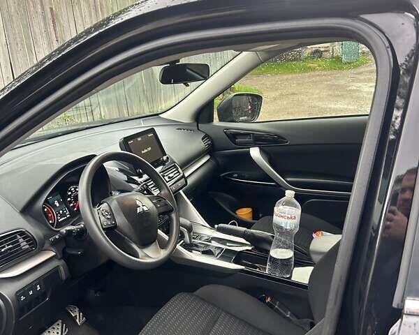 Чорний Міцубісі Eclipse Cross, об'ємом двигуна 1.5 л та пробігом 20 тис. км за 17800 $, фото 7 на Automoto.ua