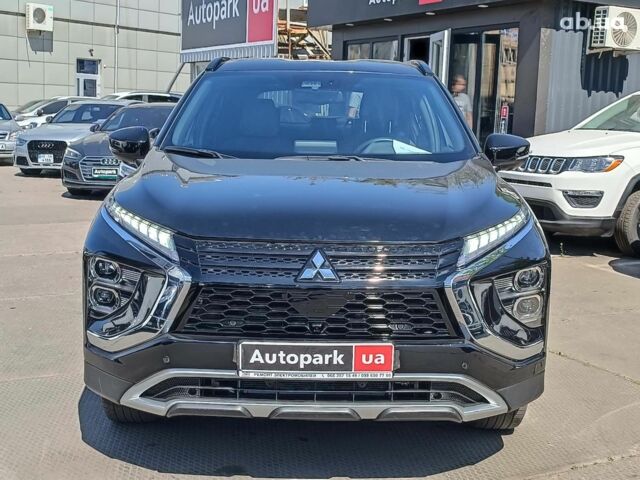 Черный Мицубиси Eclipse Cross, объемом двигателя 2.4 л и пробегом 16 тыс. км за 27790 $, фото 1 на Automoto.ua