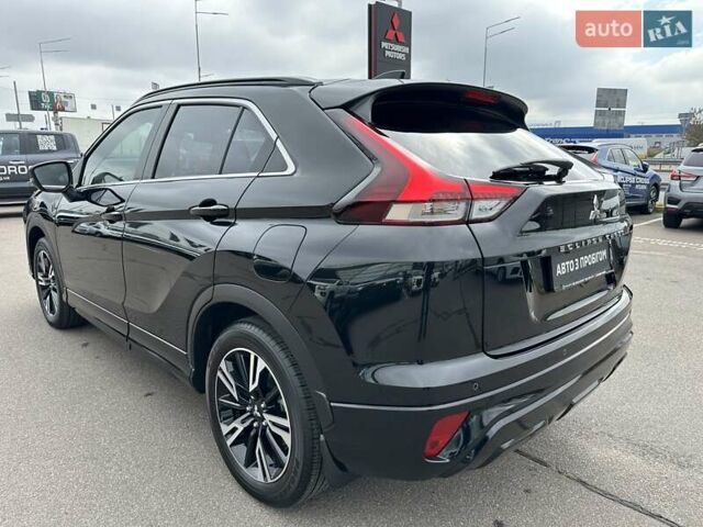 Черный Мицубиси Eclipse Cross, объемом двигателя 1.5 л и пробегом 12 тыс. км за 27900 $, фото 4 на Automoto.ua