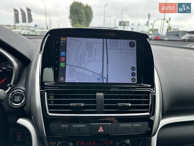 Черный Мицубиси Eclipse Cross, объемом двигателя 1.5 л и пробегом 12 тыс. км за 27900 $, фото 28 на Automoto.ua