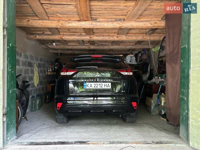 Черный Мицубиси Eclipse Cross, объемом двигателя 1.5 л и пробегом 25 тыс. км за 29300 $, фото 5 на Automoto.ua