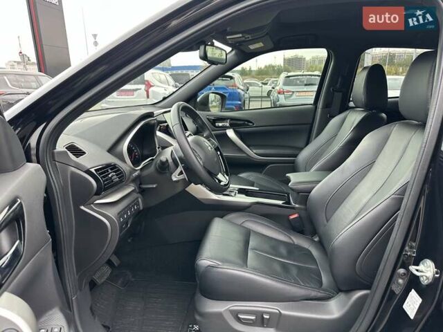 Черный Мицубиси Eclipse Cross, объемом двигателя 1.5 л и пробегом 12 тыс. км за 28500 $, фото 20 на Automoto.ua