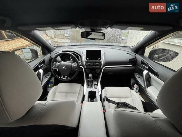 Черный Мицубиси Eclipse Cross, объемом двигателя 1.5 л и пробегом 25 тыс. км за 29300 $, фото 20 на Automoto.ua