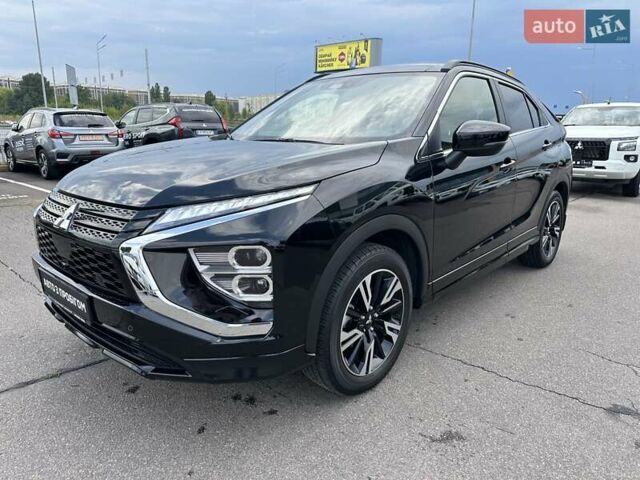 Черный Мицубиси Eclipse Cross, объемом двигателя 1.5 л и пробегом 11 тыс. км за 28700 $, фото 3 на Automoto.ua