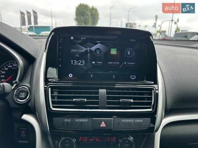 Черный Мицубиси Eclipse Cross, объемом двигателя 1.5 л и пробегом 12 тыс. км за 28500 $, фото 26 на Automoto.ua