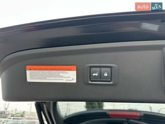 Чорний Міцубісі Eclipse Cross, об'ємом двигуна 1.5 л та пробігом 12 тис. км за 27900 $, фото 11 на Automoto.ua