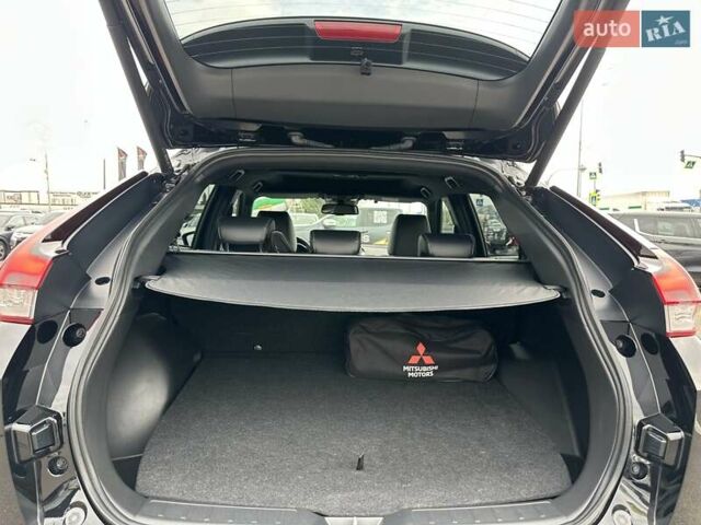Чорний Міцубісі Eclipse Cross, об'ємом двигуна 1.5 л та пробігом 12 тис. км за 27900 $, фото 10 на Automoto.ua
