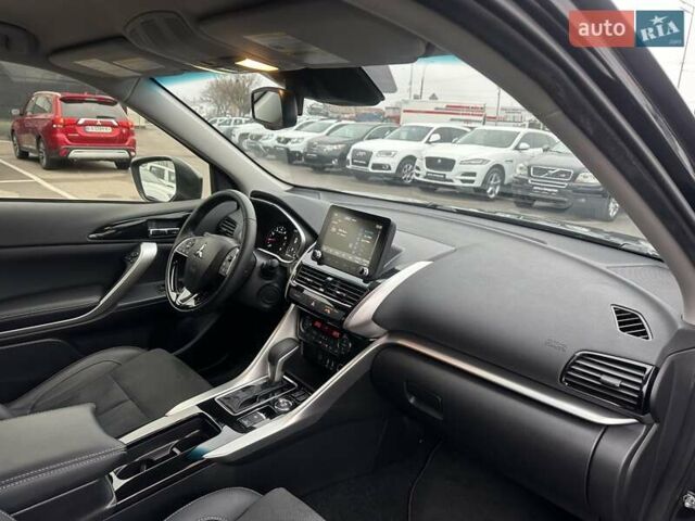Чорний Міцубісі Eclipse Cross, об'ємом двигуна 1.5 л та пробігом 18 тис. км за 26950 $, фото 31 на Automoto.ua