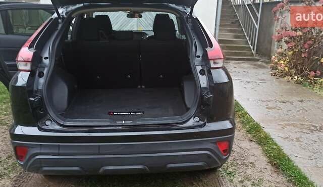 Чорний Міцубісі Eclipse Cross, об'ємом двигуна 1.5 л та пробігом 67 тис. км за 22300 $, фото 18 на Automoto.ua