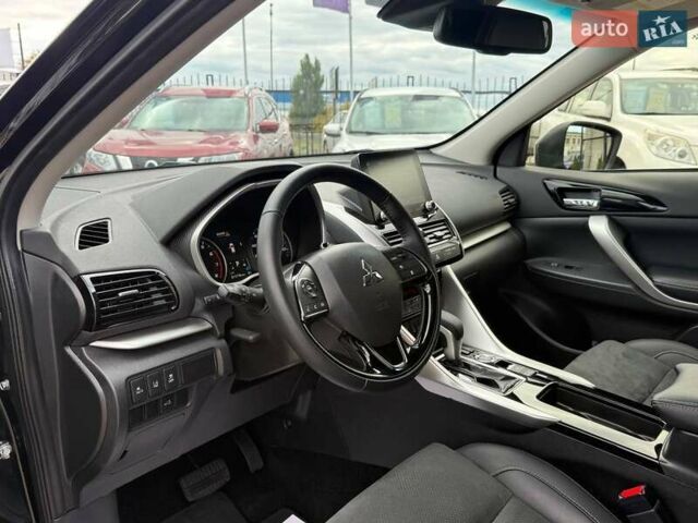 Черный Мицубиси Eclipse Cross, объемом двигателя 1.5 л и пробегом 18 тыс. км за 26900 $, фото 16 на Automoto.ua