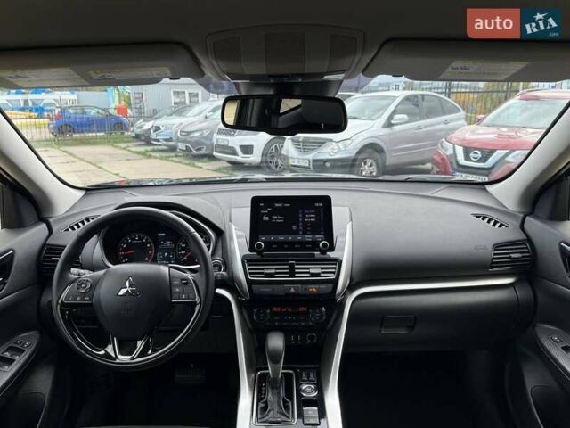 Черный Мицубиси Eclipse Cross, объемом двигателя 1.5 л и пробегом 18 тыс. км за 26900 $, фото 8 на Automoto.ua