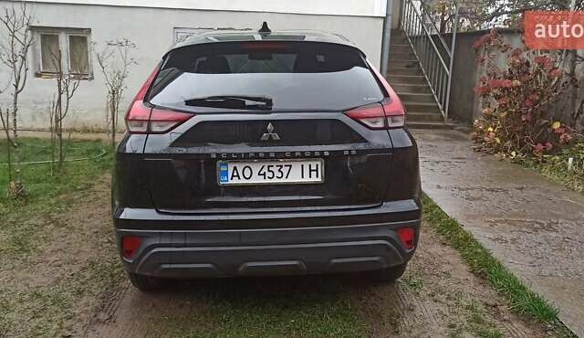 Чорний Міцубісі Eclipse Cross, об'ємом двигуна 1.5 л та пробігом 67 тис. км за 22300 $, фото 4 на Automoto.ua