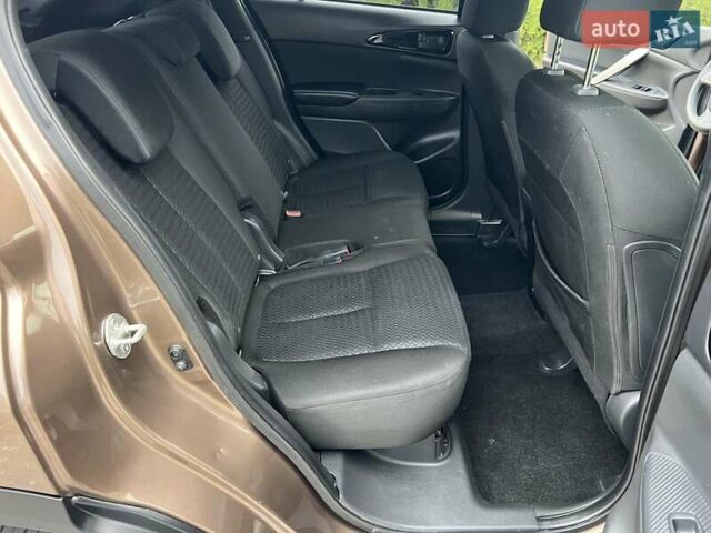 Коричневий Міцубісі Eclipse Cross, об'ємом двигуна 1.5 л та пробігом 138 тис. км за 13900 $, фото 21 на Automoto.ua