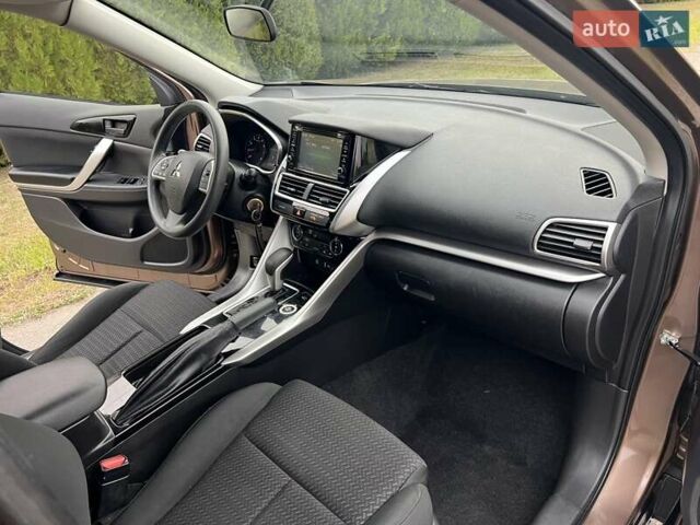 Коричневий Міцубісі Eclipse Cross, об'ємом двигуна 1.5 л та пробігом 138 тис. км за 13900 $, фото 25 на Automoto.ua