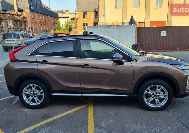 Коричневий Міцубісі Eclipse Cross, об'ємом двигуна 1.5 л та пробігом 73 тис. км за 18700 $, фото 4 на Automoto.ua