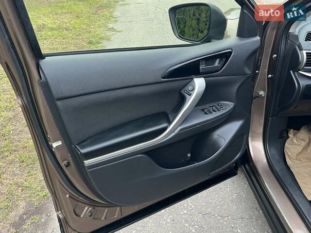 Коричневий Міцубісі Eclipse Cross, об'ємом двигуна 1.5 л та пробігом 138 тис. км за 13900 $, фото 15 на Automoto.ua
