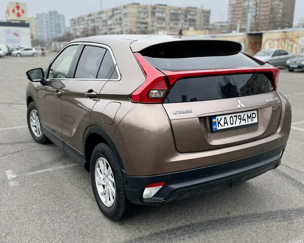 Коричневый Мицубиси Eclipse Cross, объемом двигателя 1.5 л и пробегом 70 тыс. км за 13900 $, фото 3 на Automoto.ua