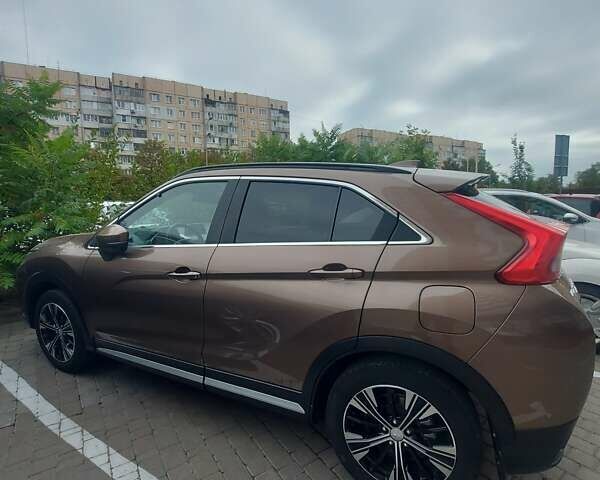 Коричневый Мицубиси Eclipse Cross, объемом двигателя 1.5 л и пробегом 49 тыс. км за 20990 $, фото 1 на Automoto.ua
