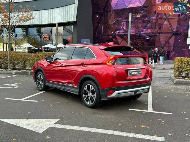 Міцубісі Eclipse Cross 2018 у Києві на Automoto.ua Червоний Міцубісі Eclipse Cross, об'ємом двигуна 1.5 л та пробігом 120 тис. км за 20490 $, фото 4 на Automoto.ua