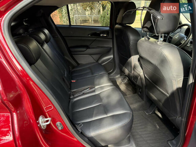 Красный Мицубиси Eclipse Cross, объемом двигателя 1.5 л и пробегом 105 тыс. км за 19200 $, фото 13 на Automoto.ua