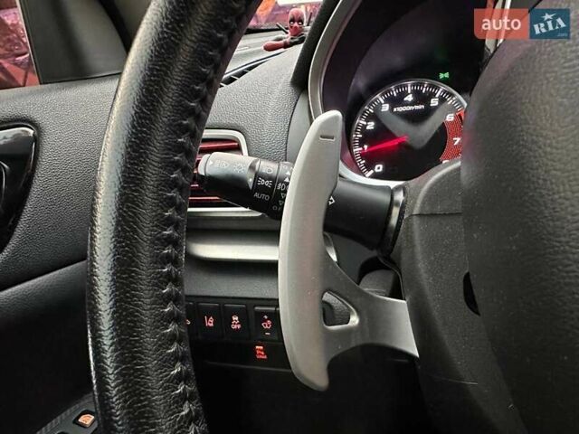 Міцубісі Eclipse Cross 2018 у Києві на Automoto.ua Червоний Міцубісі Eclipse Cross, об'ємом двигуна 1.5 л та пробігом 120 тис. км за 20490 $, фото 14 на Automoto.ua