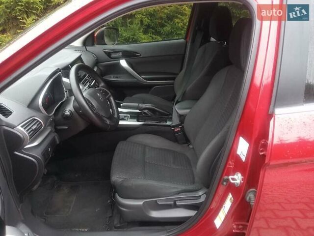 Червоний Міцубісі Eclipse Cross, об'ємом двигуна 1.5 л та пробігом 134 тис. км за 13650 $, фото 19 на Automoto.ua