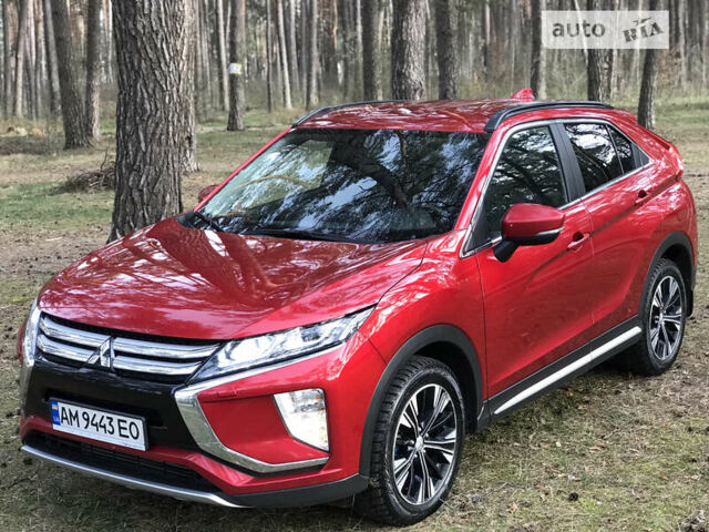 Червоний Міцубісі Eclipse Cross, об'ємом двигуна 1.5 л та пробігом 97 тис. км за 21000 $, фото 6 на Automoto.ua